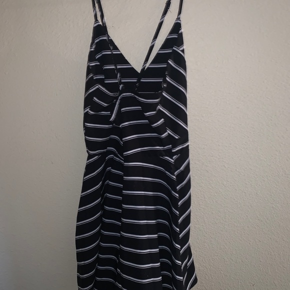Striped Romper - Picture 3 of 7